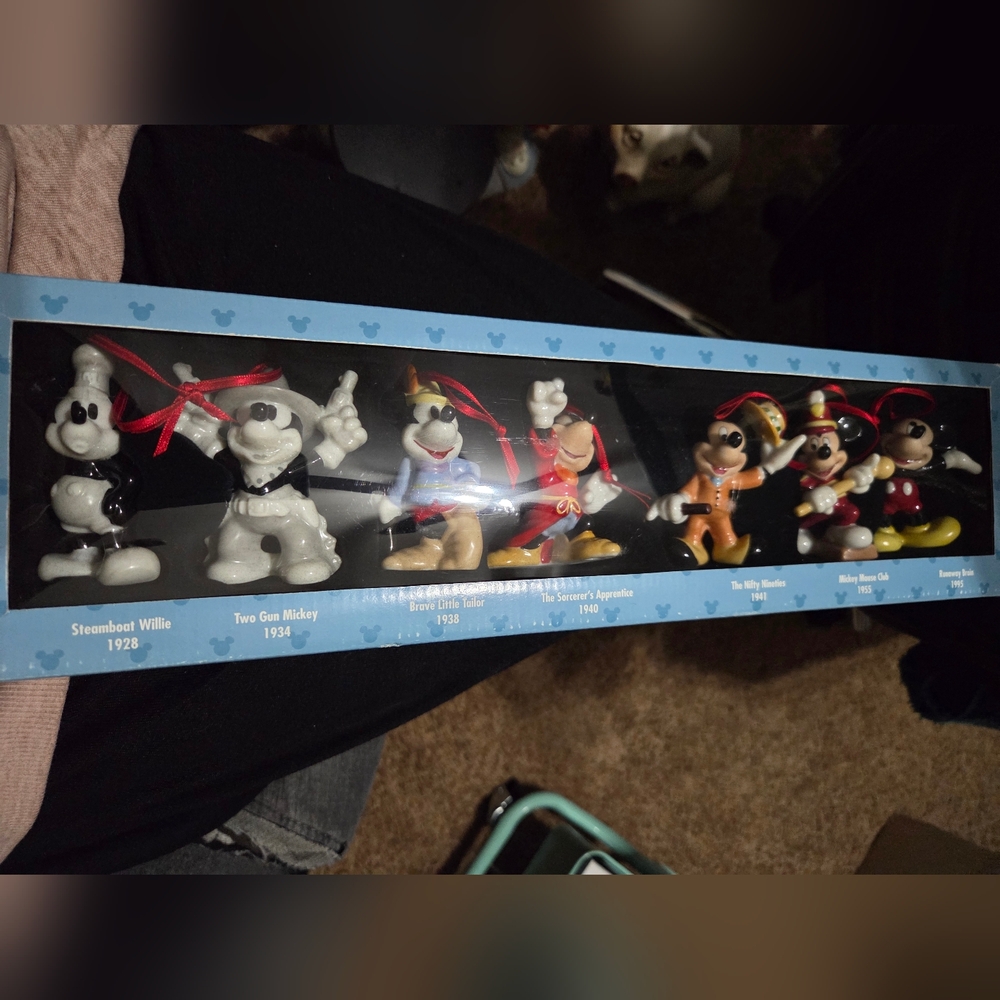 Vtg Disney Mickey Mouse 70 Happy Years Ceramic Ornaments Boxed Set 7 1928-1995